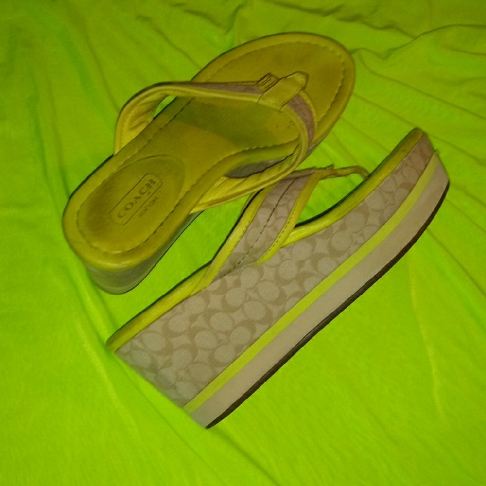 Coach flourescent Green Wedges